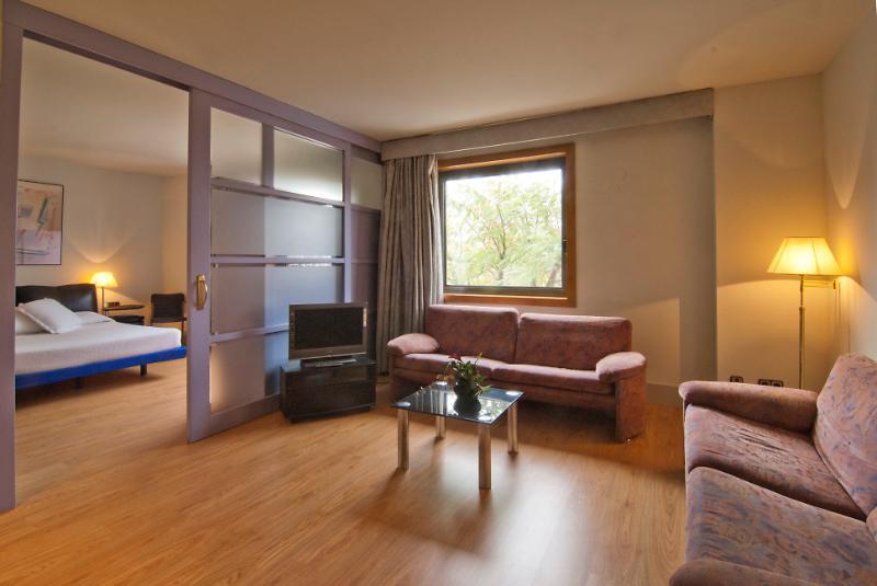 Hotel Domo Vilafranca del Penedès Exteriér fotografie