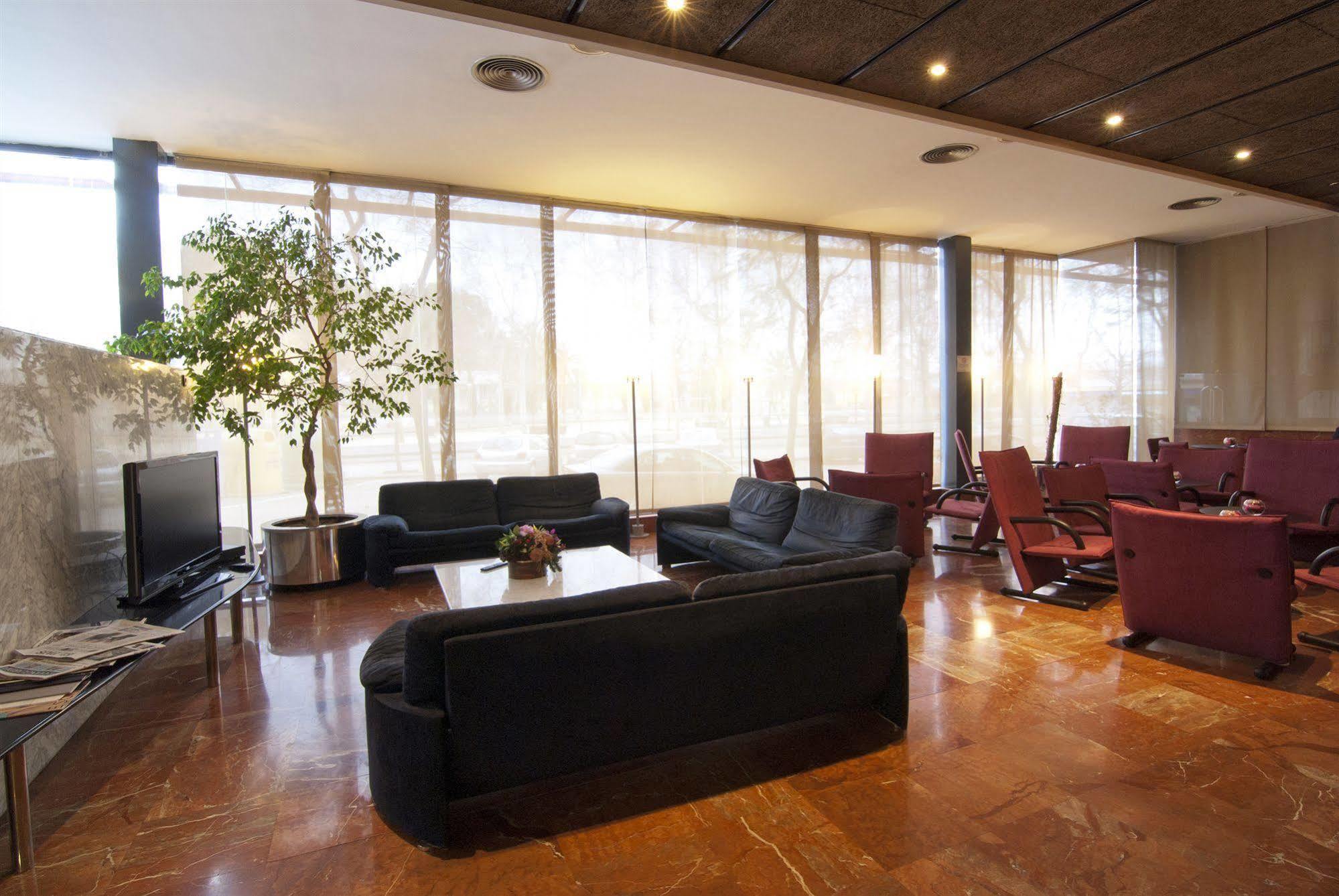 Hotel Domo Vilafranca del Penedès Exteriér fotografie