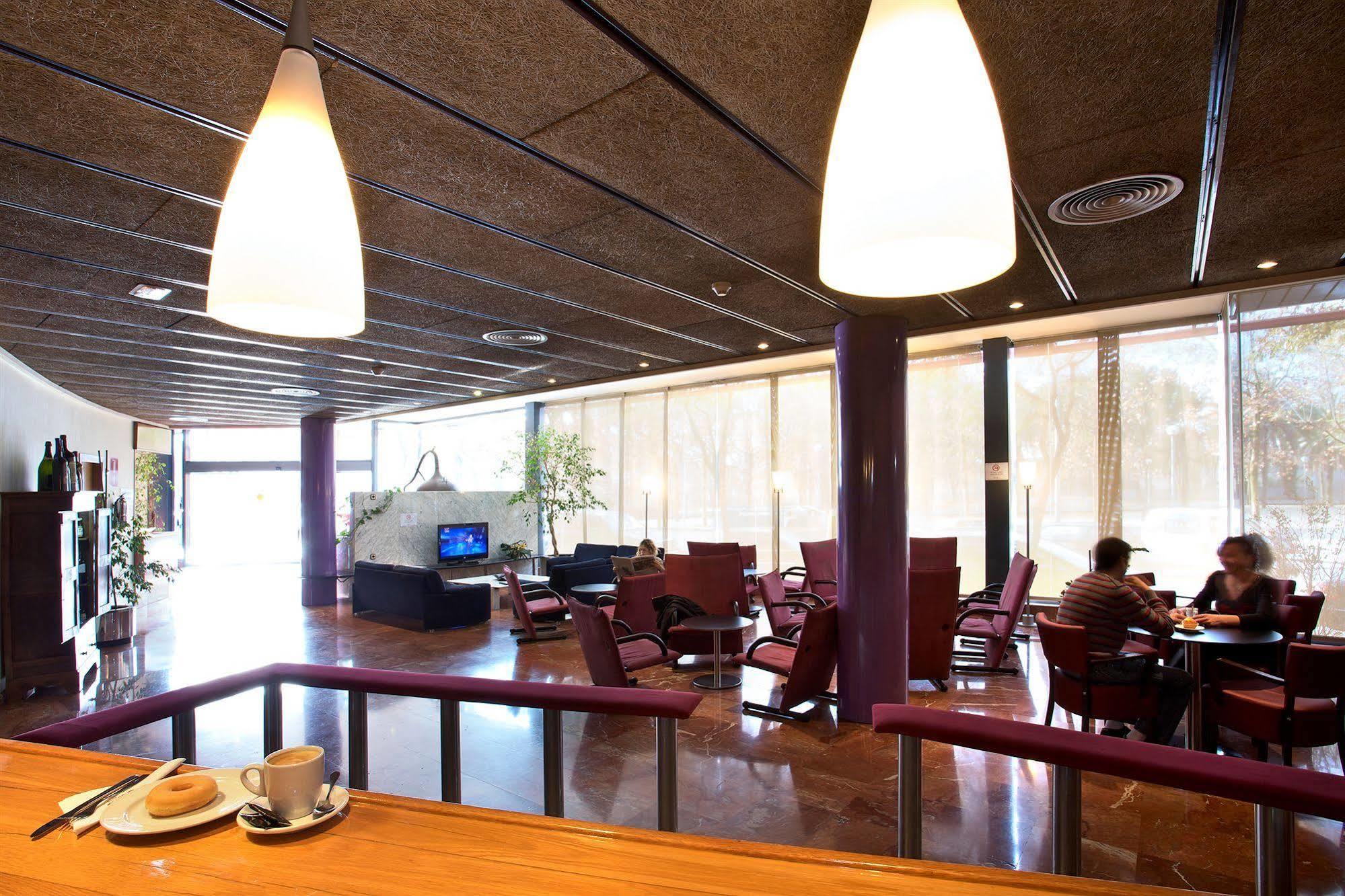 Hotel Domo Vilafranca del Penedès Restaurace fotografie